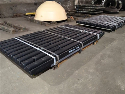Envío-de servicio pesado: 65 toneladas de placas de mandíbula Metso C160 list...